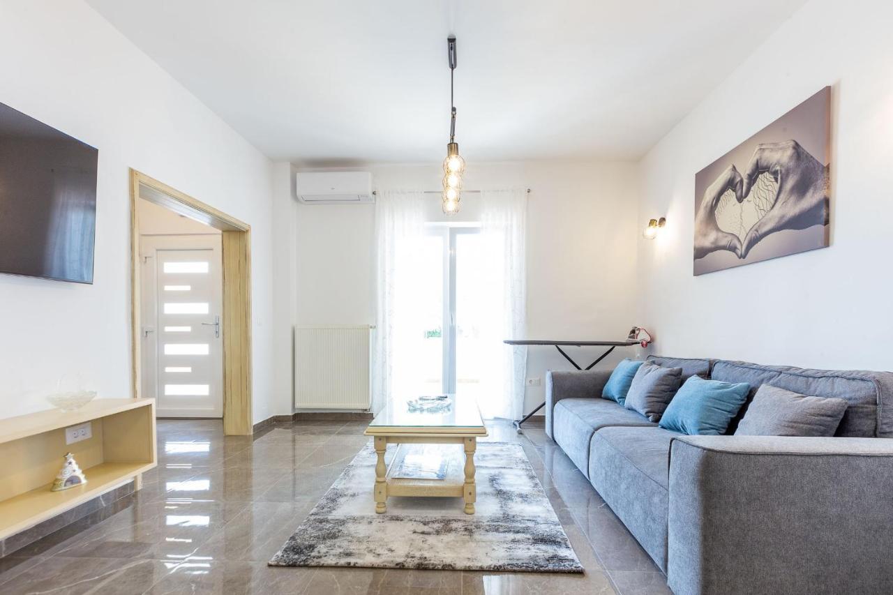 Mp Luxury Holiday Home With Swimming Pool Zara Esterno foto