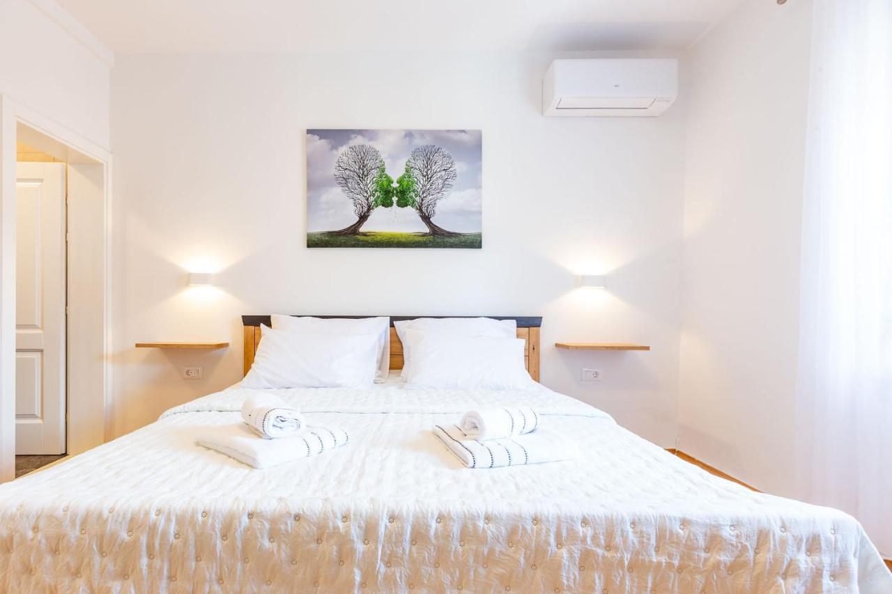 Mp Luxury Holiday Home With Swimming Pool Zara Esterno foto
