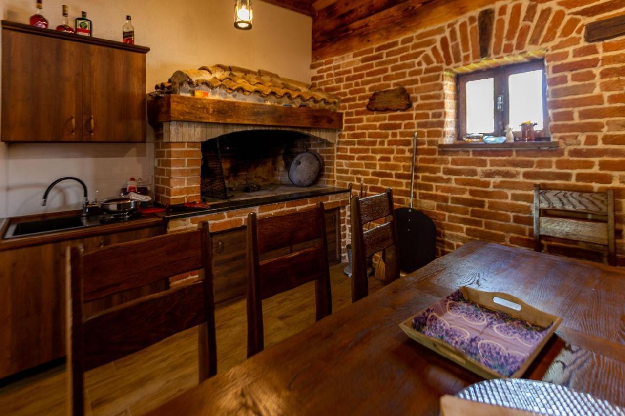 Mp Luxury Holiday Home With Swimming Pool Zara Esterno foto