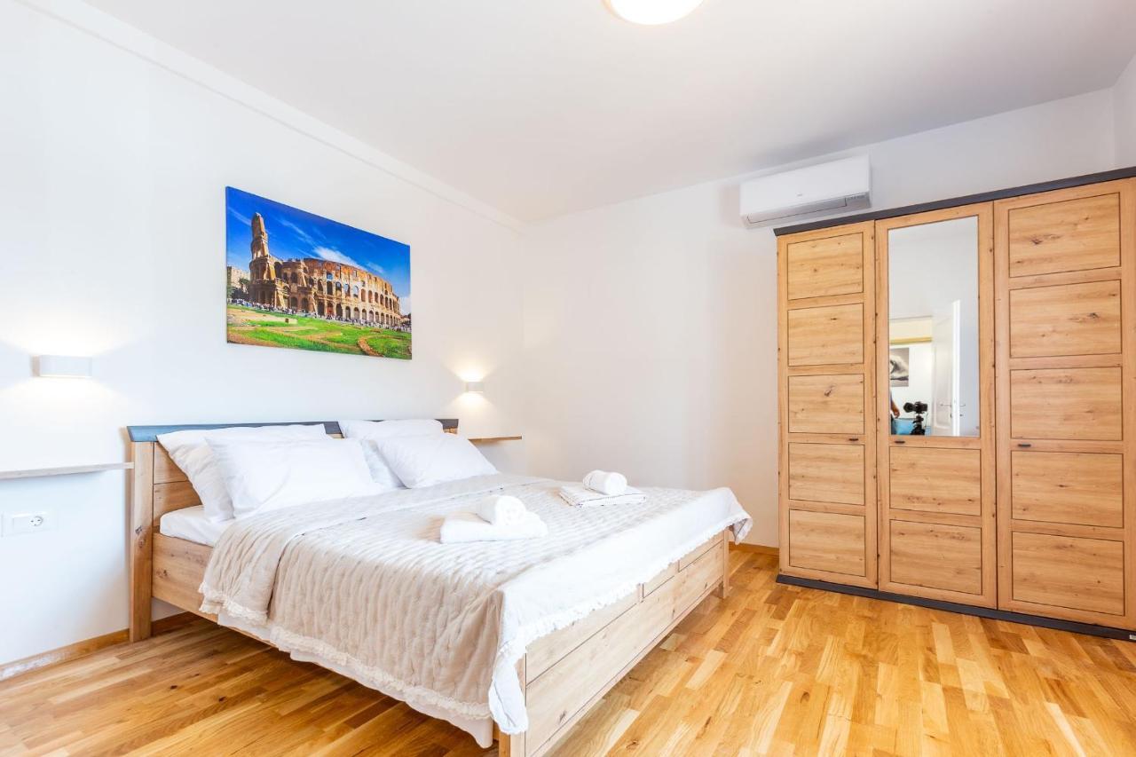 Mp Luxury Holiday Home With Swimming Pool Zara Esterno foto